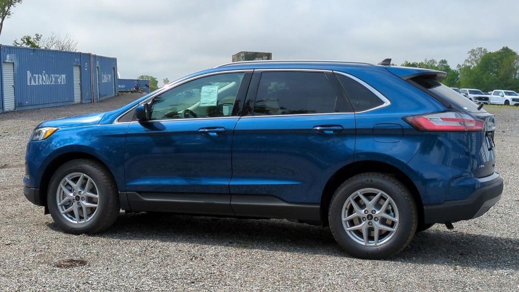 new 2024 Ford Edge car, priced at $39,911