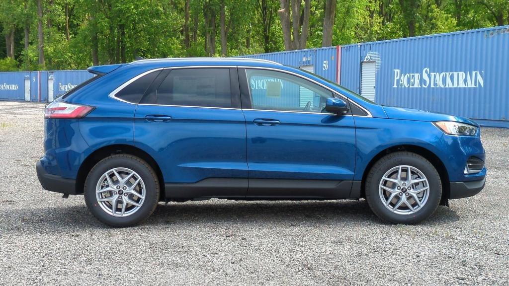 new 2024 Ford Edge car, priced at $39,911