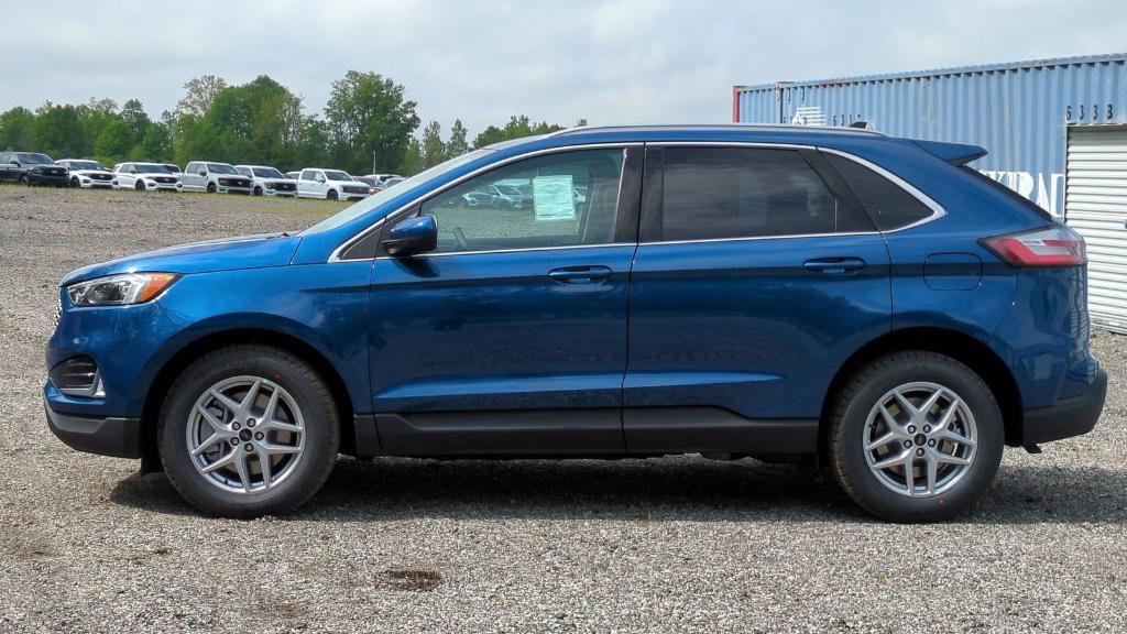 new 2024 Ford Edge car, priced at $39,911