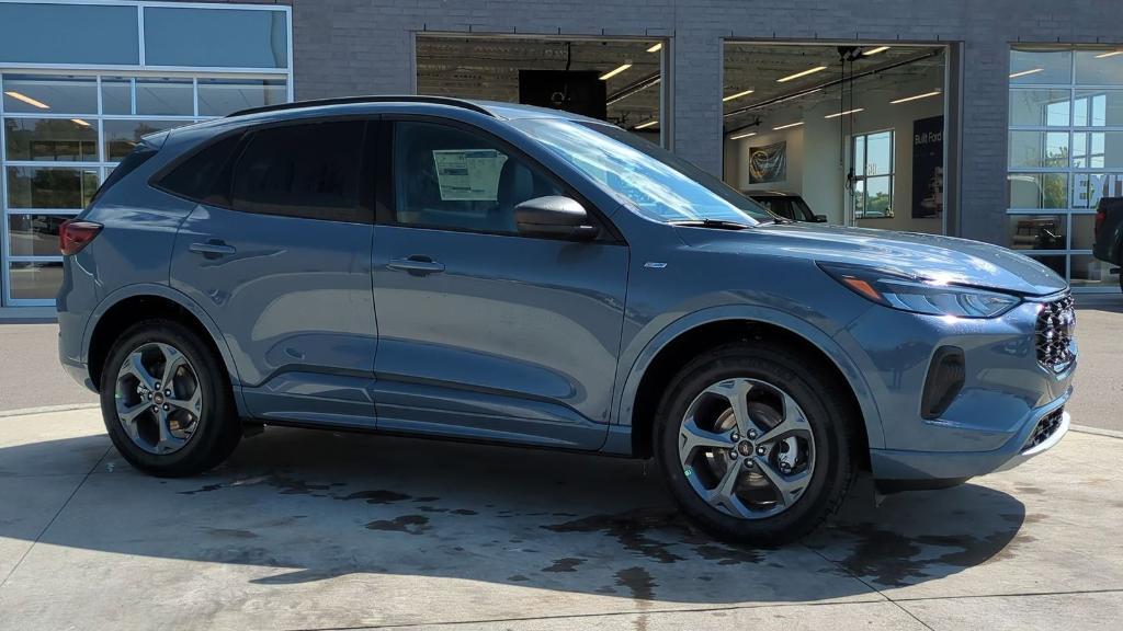 new 2024 Ford Escape car, priced at $32,025