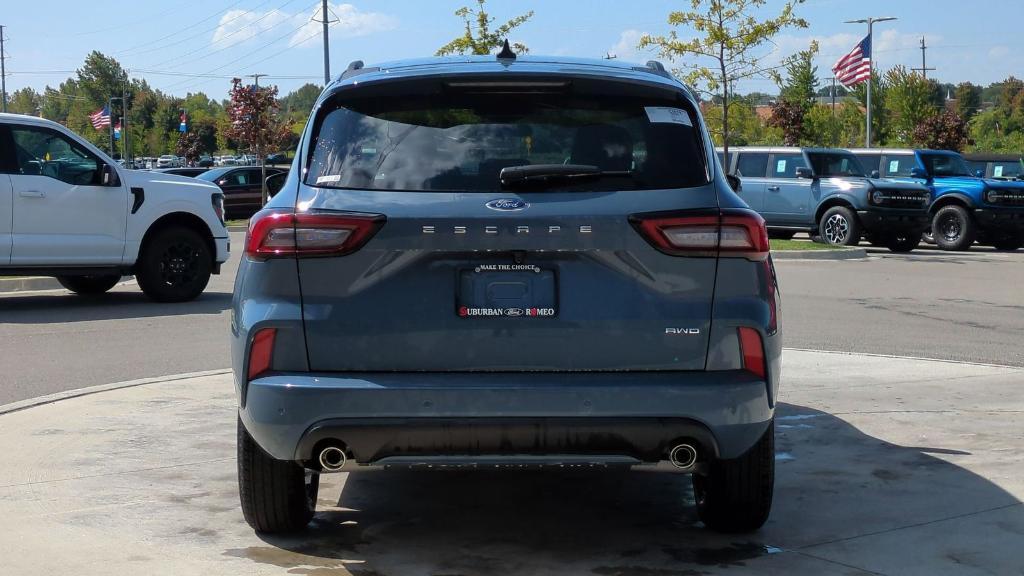 new 2024 Ford Escape car, priced at $32,025