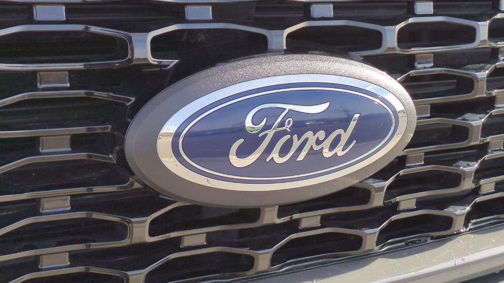 used 2021 Ford F-150 car, priced at $28,995