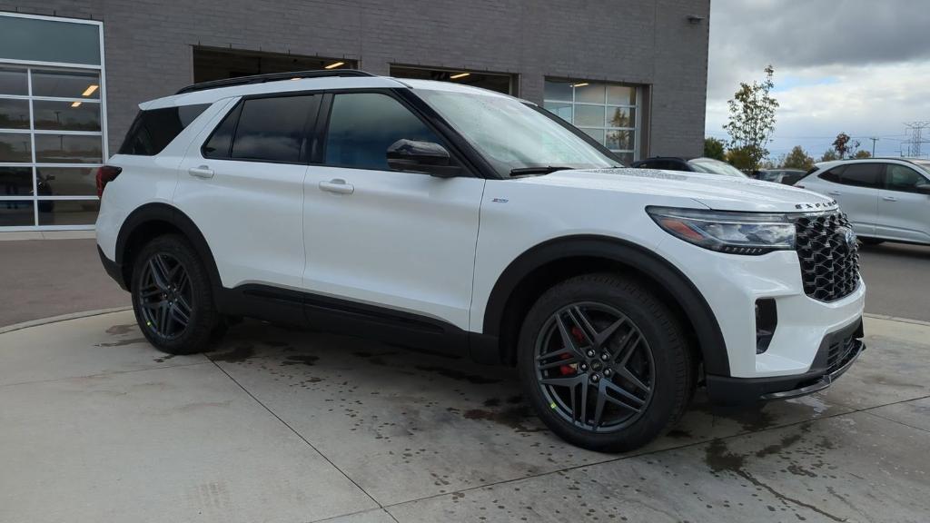 new 2025 Ford Explorer car, priced at $48,710