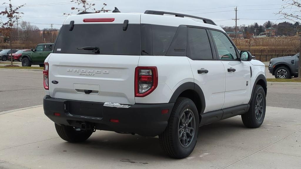 new 2024 Ford Bronco Sport car, priced at $30,927