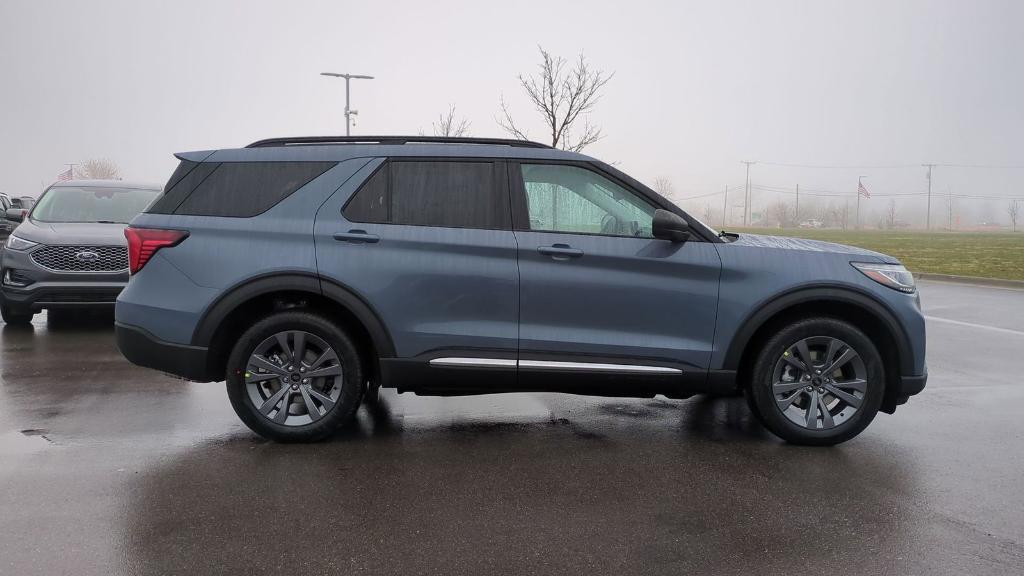 new 2025 Ford Explorer car, priced at $45,150