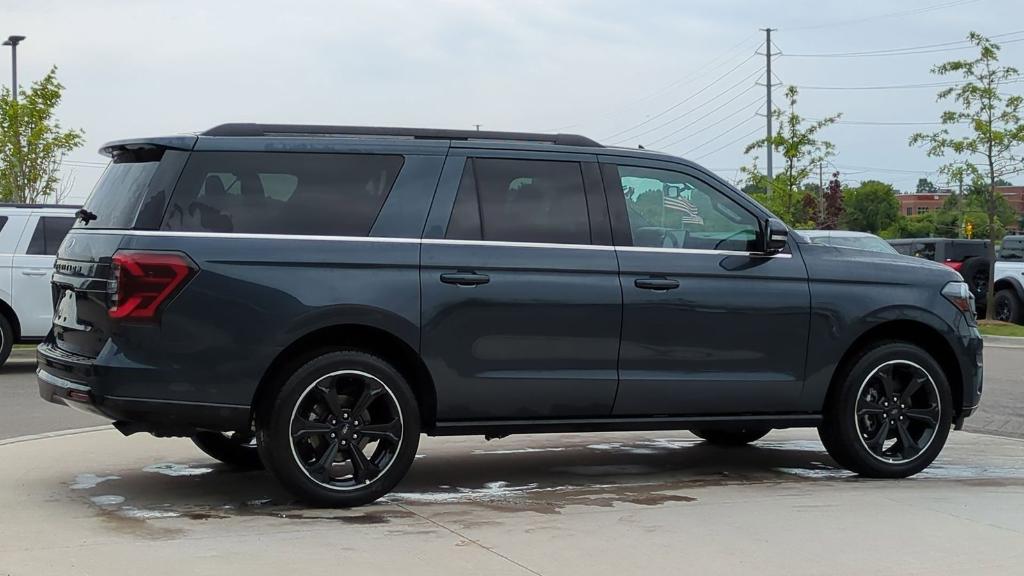 new 2024 Ford Expedition Max car, priced at $75,275