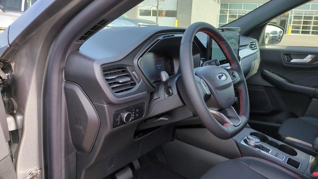 new 2025 Ford Escape car, priced at $31,952