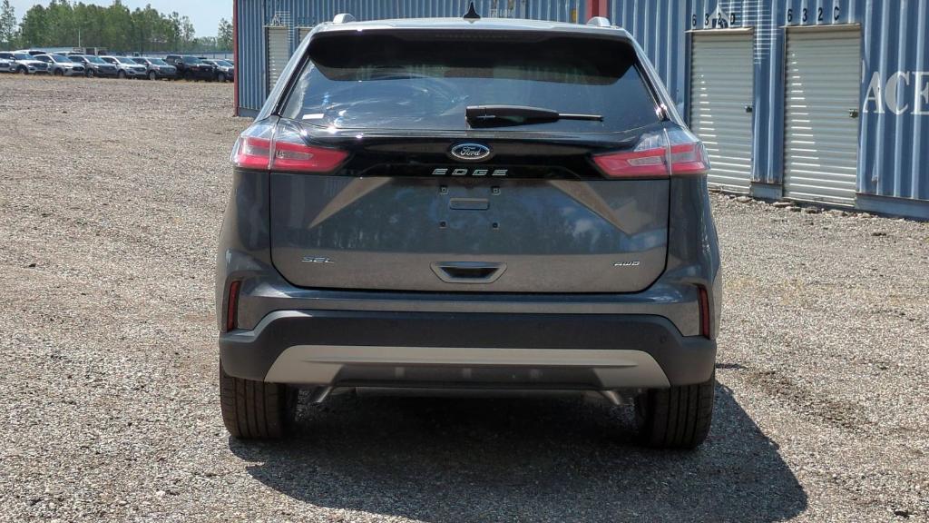 new 2024 Ford Edge car, priced at $39,911