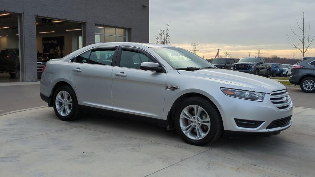 used 2015 Ford Taurus car, priced at $4,495