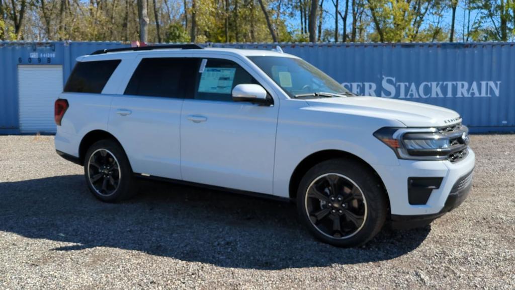 new 2024 Ford Expedition car, priced at $72,174