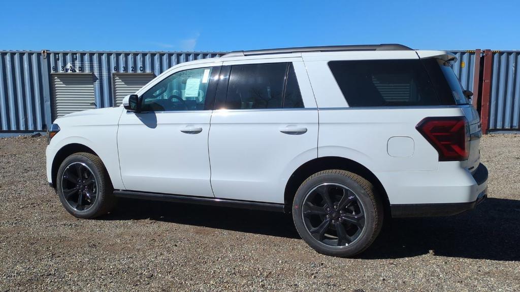 new 2024 Ford Expedition car, priced at $72,174