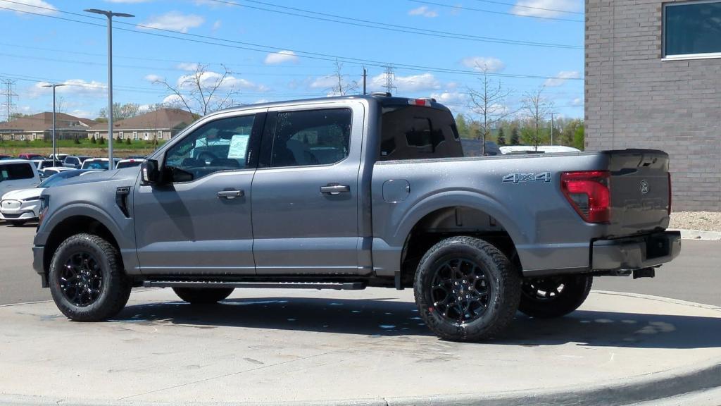 new 2024 Ford F-150 car, priced at $52,016