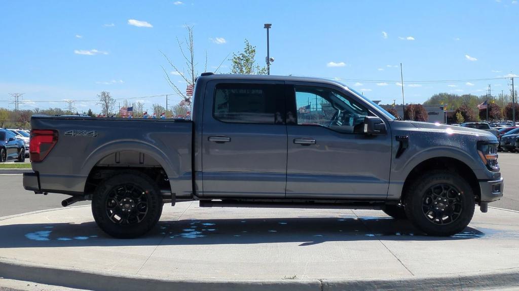 new 2024 Ford F-150 car, priced at $52,016