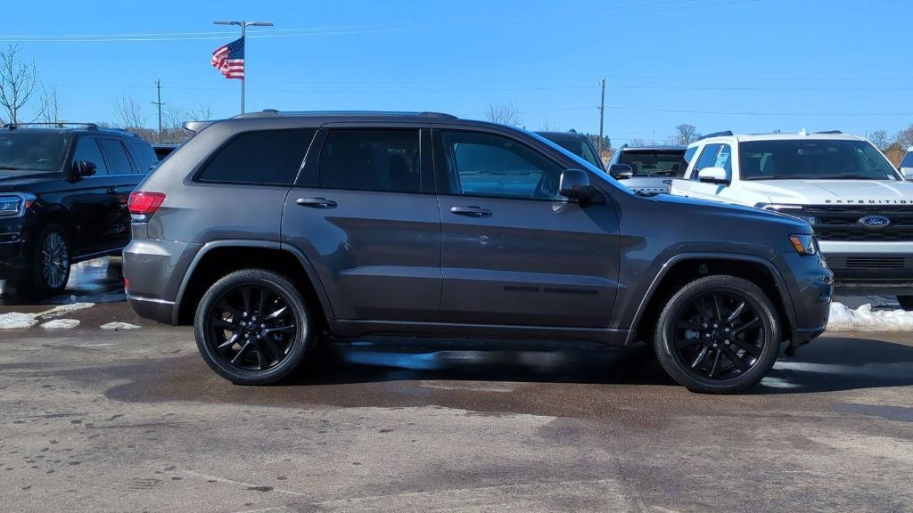 used 2021 Jeep Grand Cherokee car, priced at $25,995