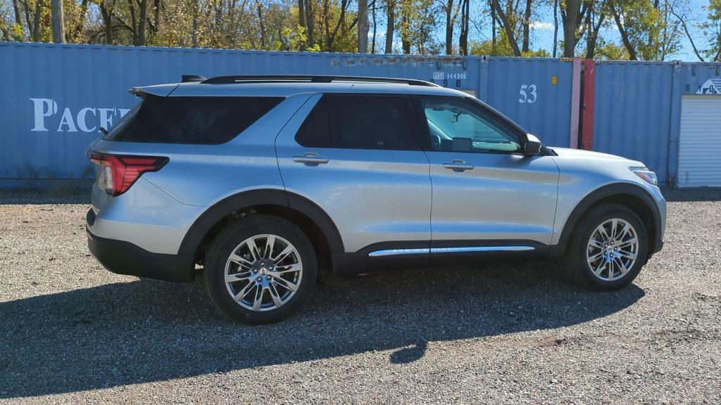 new 2025 Ford Explorer car, priced at $44,525