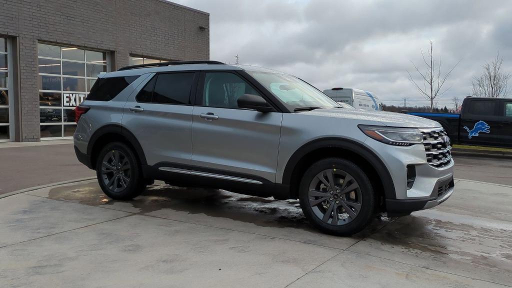 new 2025 Ford Explorer car, priced at $44,777