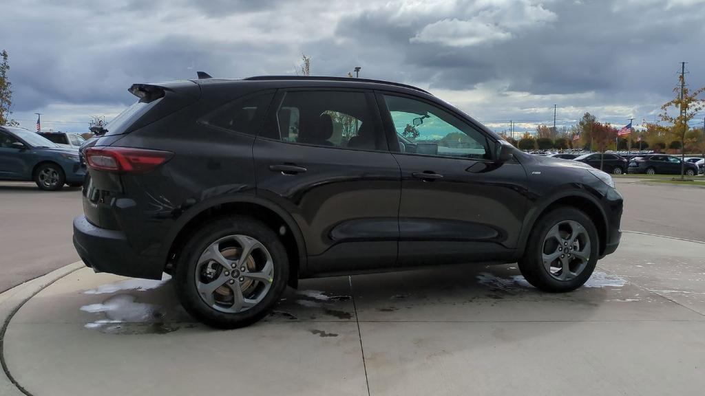 new 2025 Ford Escape car, priced at $31,952