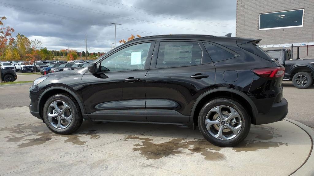 new 2025 Ford Escape car, priced at $31,952