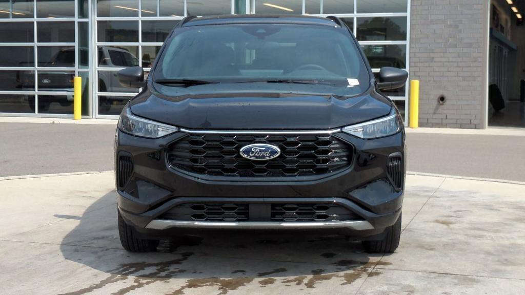 new 2024 Ford Escape car, priced at $33,456