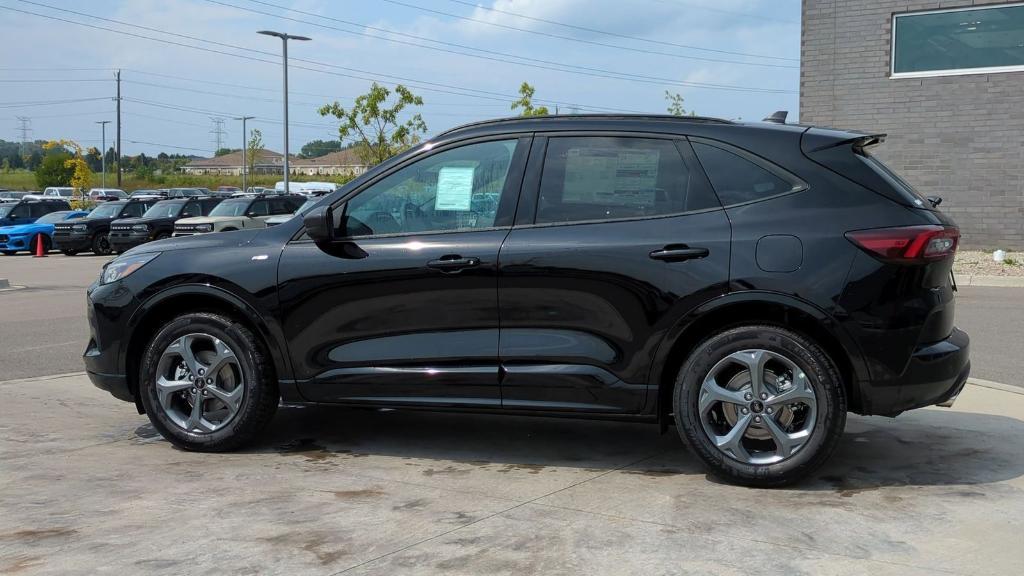 new 2024 Ford Escape car, priced at $33,456