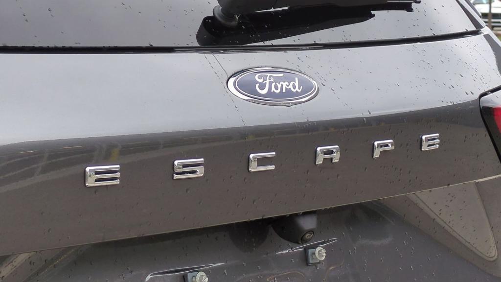 new 2025 Ford Escape car, priced at $31,704