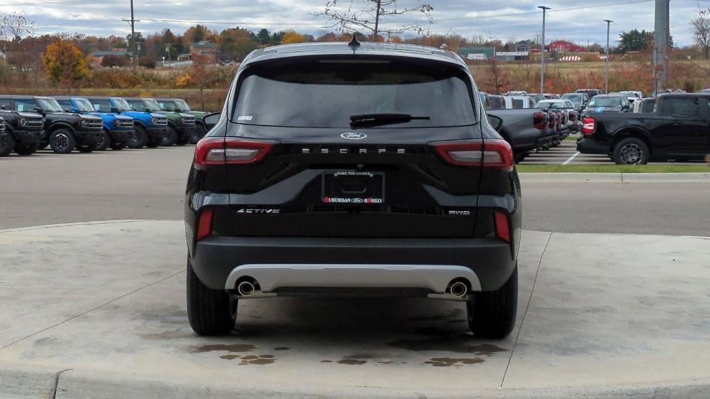 new 2025 Ford Escape car, priced at $29,761