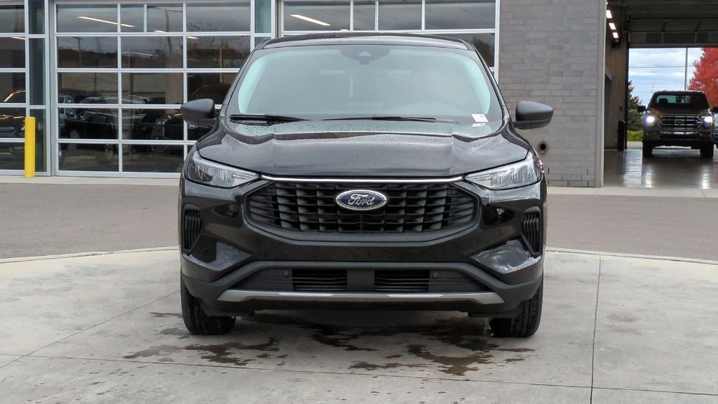 new 2025 Ford Escape car, priced at $29,761