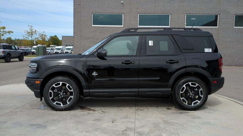 new 2024 Ford Bronco Sport car, priced at $33,557