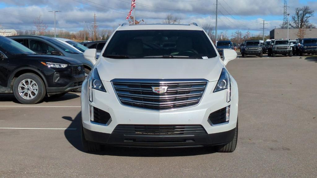 used 2017 Cadillac XT5 car, priced at $12,995