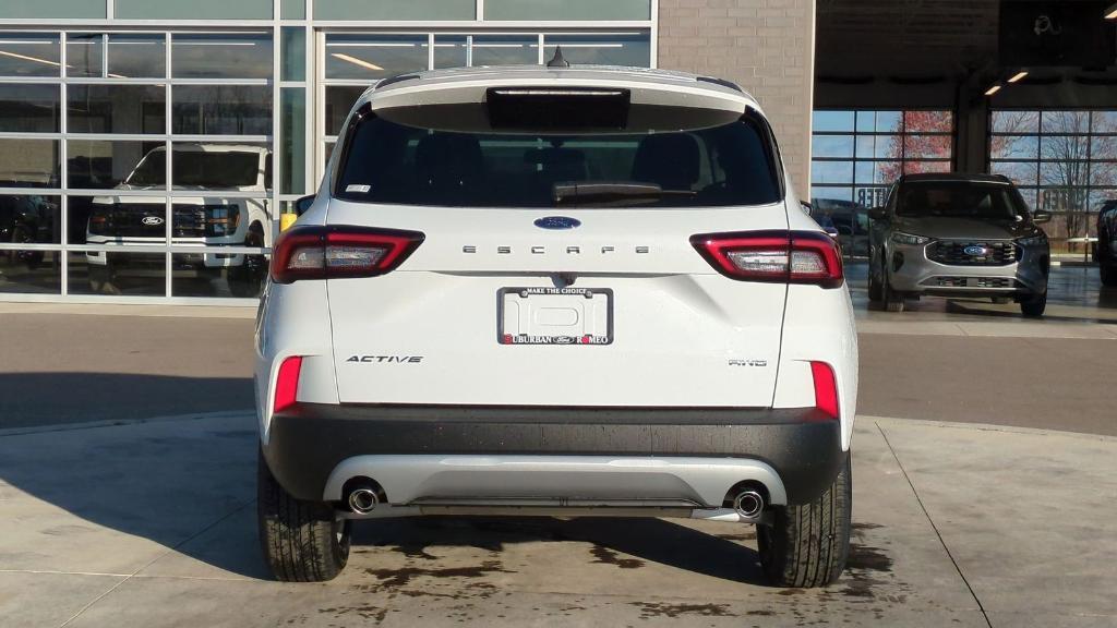 new 2025 Ford Escape car, priced at $30,761