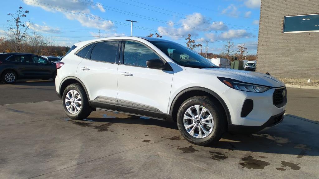 new 2025 Ford Escape car, priced at $30,761