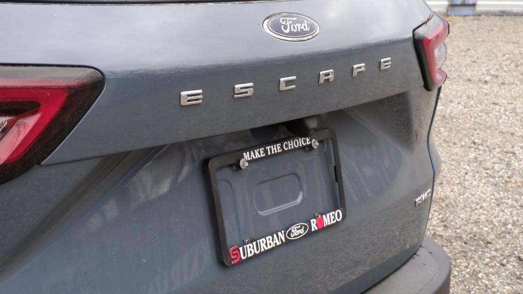 new 2025 Ford Escape car, priced at $30,528