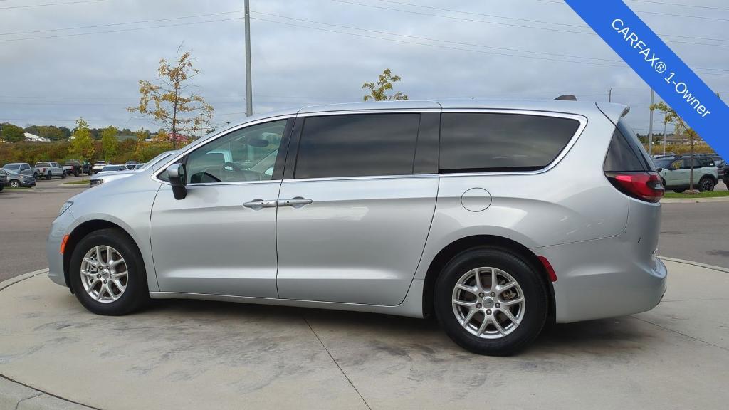 used 2023 Chrysler Pacifica car, priced at $19,995