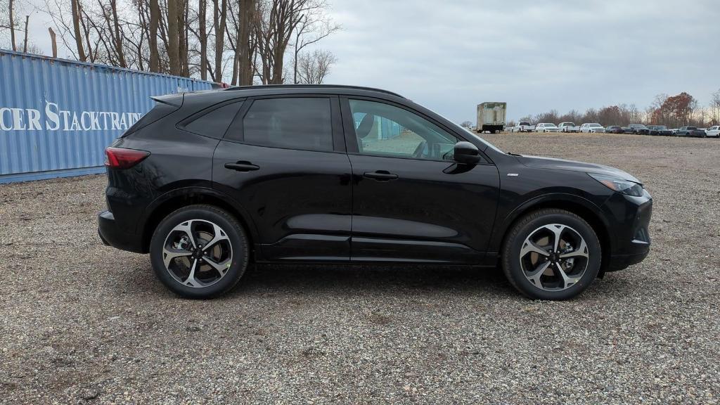 new 2025 Ford Escape car, priced at $39,355