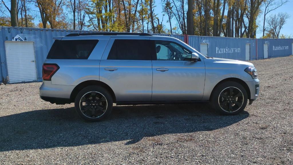 new 2024 Ford Expedition car, priced at $72,888