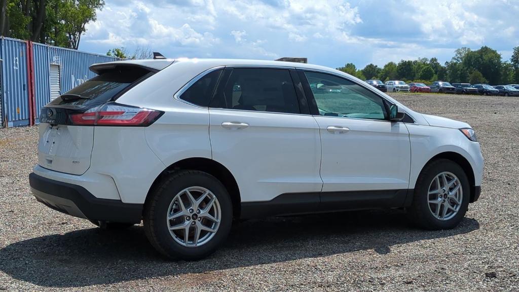 new 2024 Ford Edge car, priced at $41,185