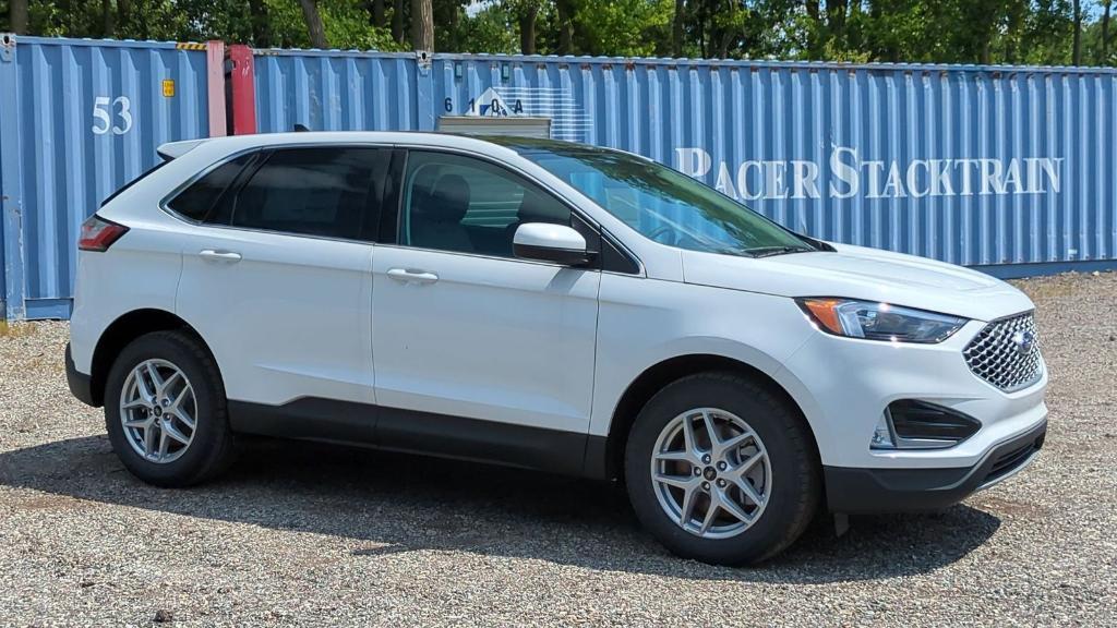 new 2024 Ford Edge car, priced at $41,185