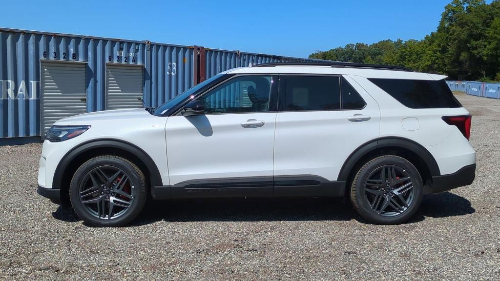 new 2025 Ford Explorer car, priced at $48,707