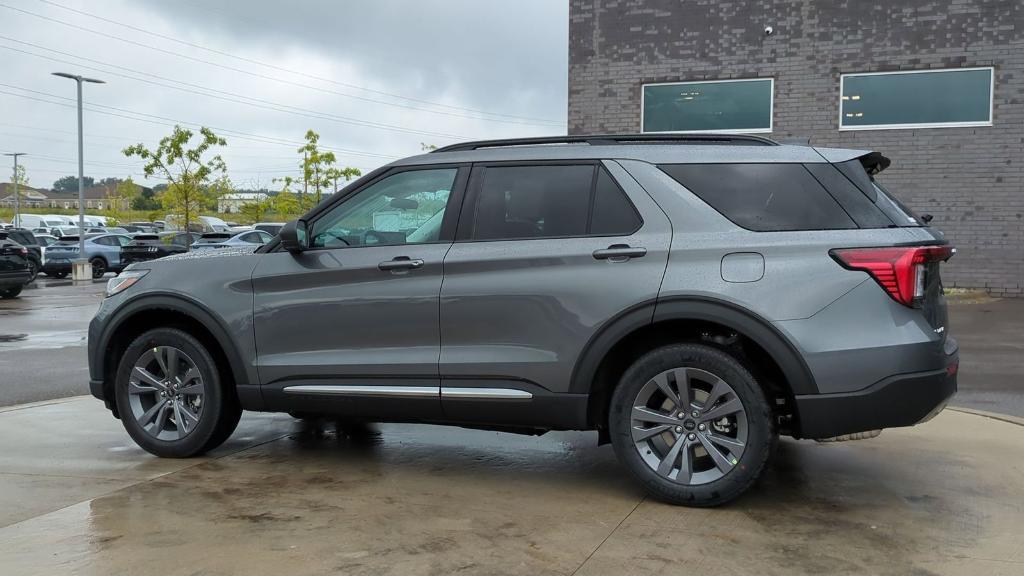 new 2025 Ford Explorer car, priced at $44,525