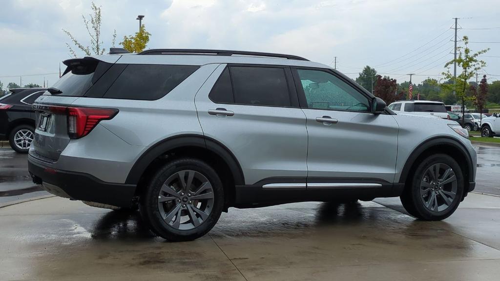 new 2025 Ford Explorer car, priced at $44,181