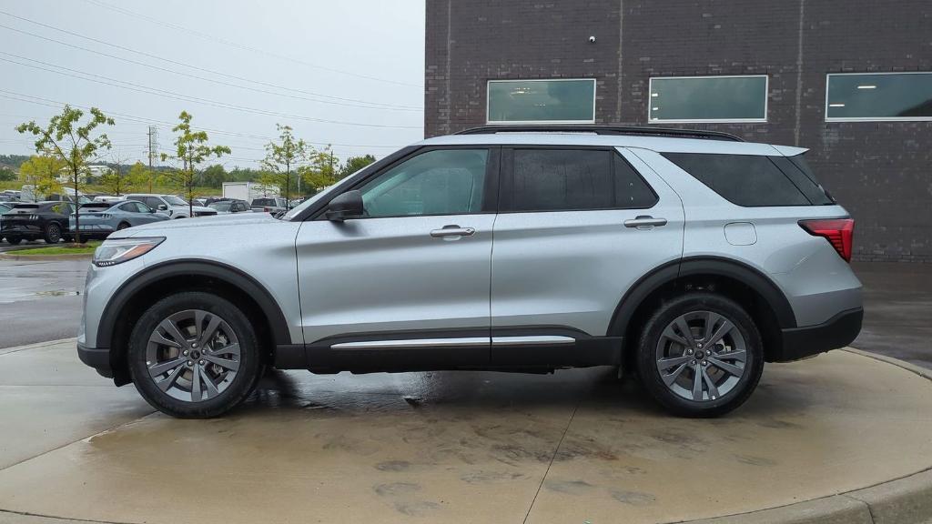 new 2025 Ford Explorer car, priced at $44,181