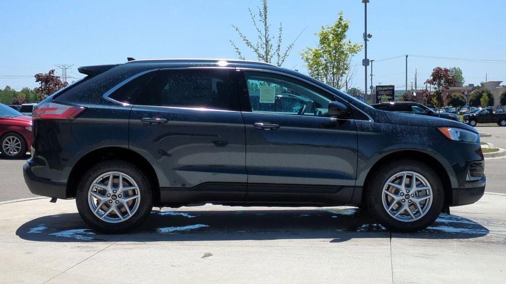 new 2024 Ford Edge car, priced at $36,354