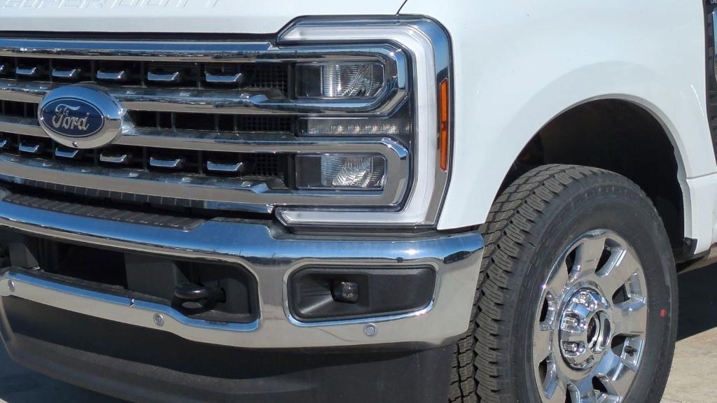 new 2025 Ford F-250 car, priced at $81,263