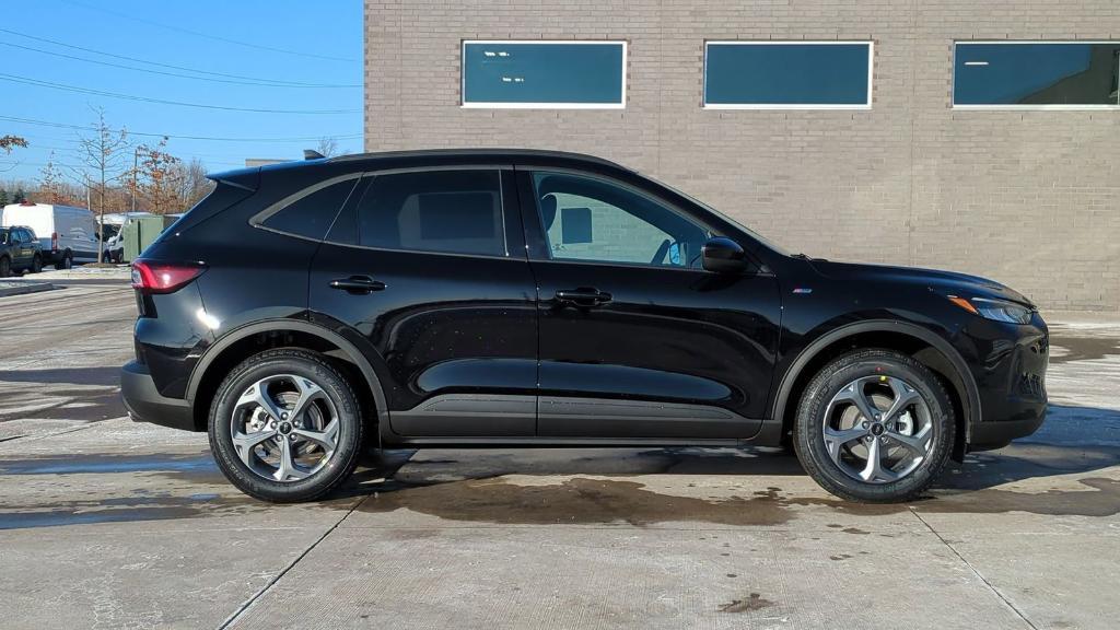 new 2025 Ford Escape car, priced at $33,871