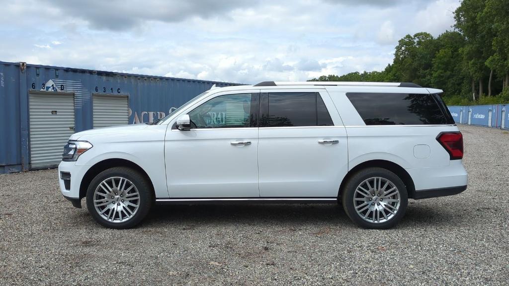 new 2024 Ford Expedition Max car, priced at $75,571