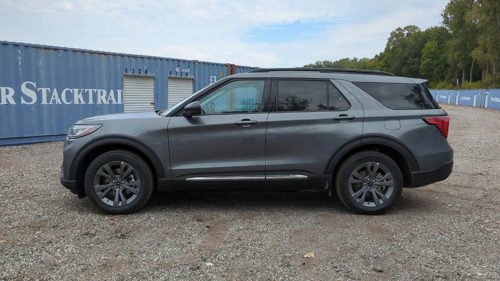 new 2025 Ford Explorer car, priced at $44,202