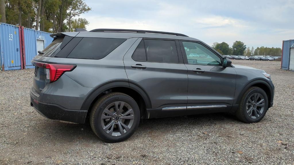 new 2025 Ford Explorer car, priced at $44,202