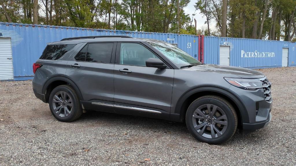 new 2025 Ford Explorer car, priced at $44,202