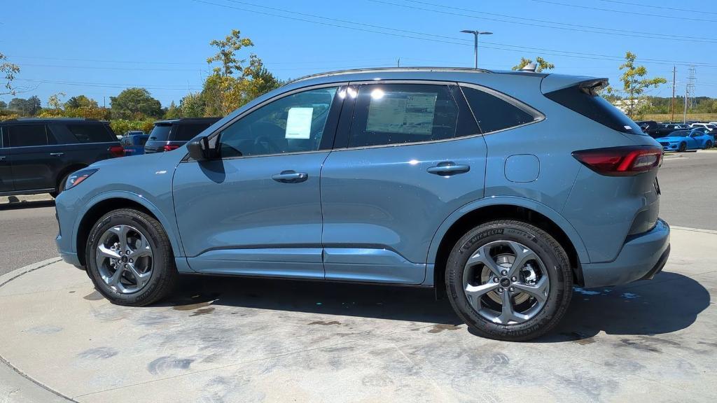 new 2024 Ford Escape car, priced at $32,025