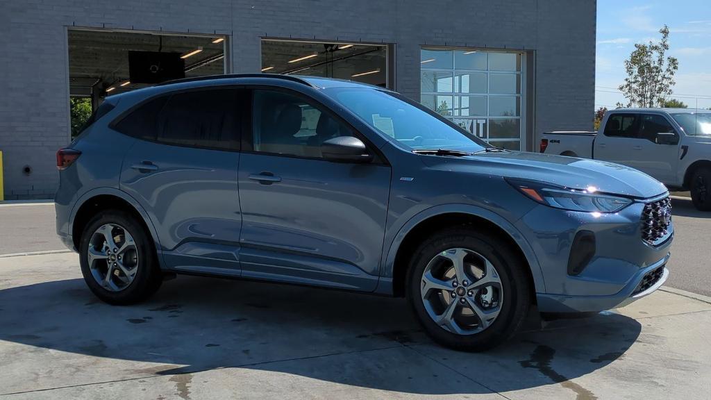 new 2024 Ford Escape car, priced at $32,025